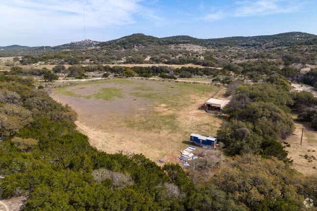 Lakehills in the heart of the Hill Country.