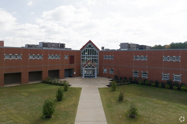 Pearl High School in MS is a top-rated public school with 1,210 students in grades 9-12.