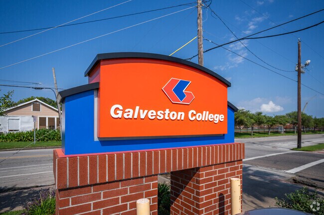 Galveston is home to many students that attend Galveston College.