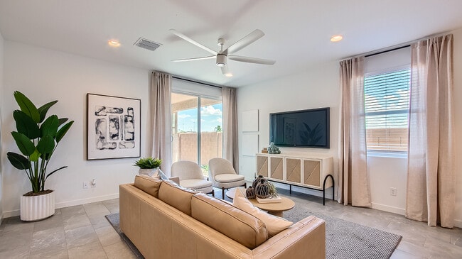 9828 W Mulberry Dr, Phoenix, AZ 85037 - photo 6