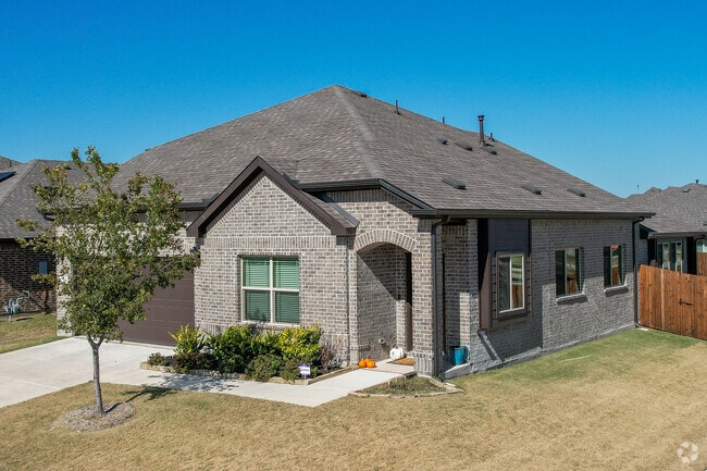 Imagine coming home to this stunning home located in Anna.