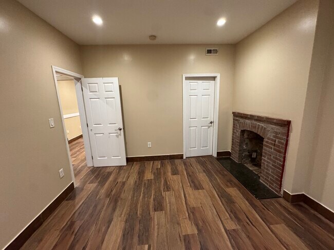 817 6th St NW unit B, Washington, DC 20001 - photo 6