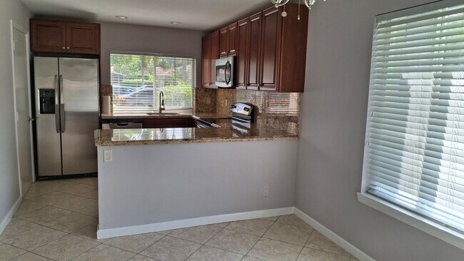 671 Deer Creek Corona Way, Deerfield Beach, FL 33442 - photo 6