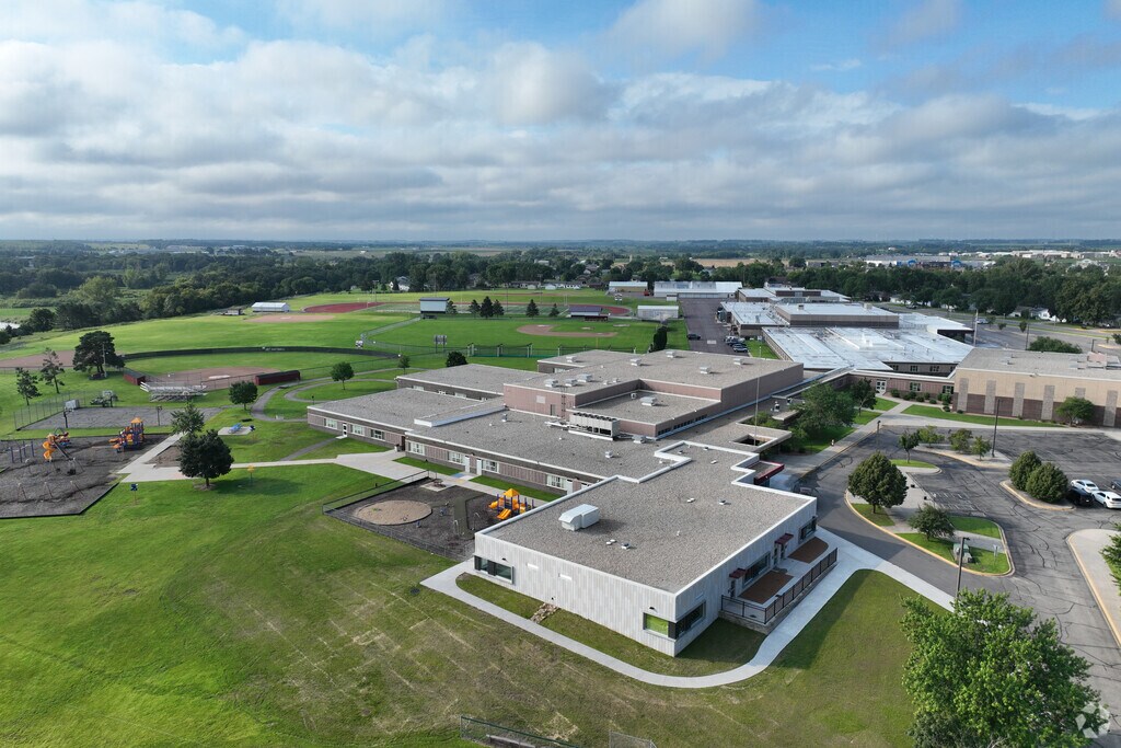Sauk Centre Elementary School enrolls nearly 400 students.