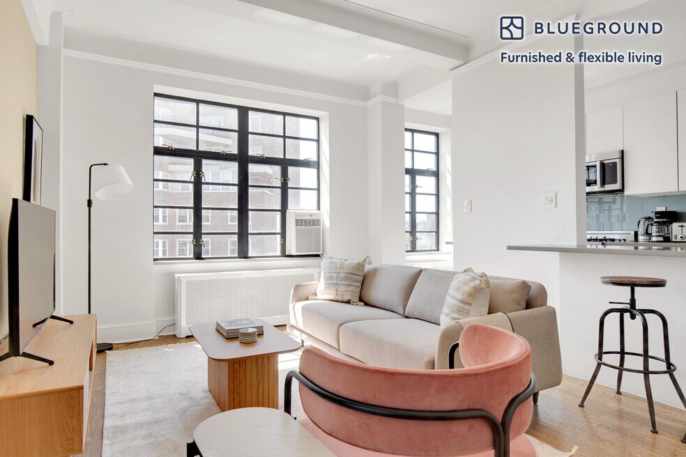 10 Sheridan Square unit FL9-ID949, New York, NY 10014 - photo 1