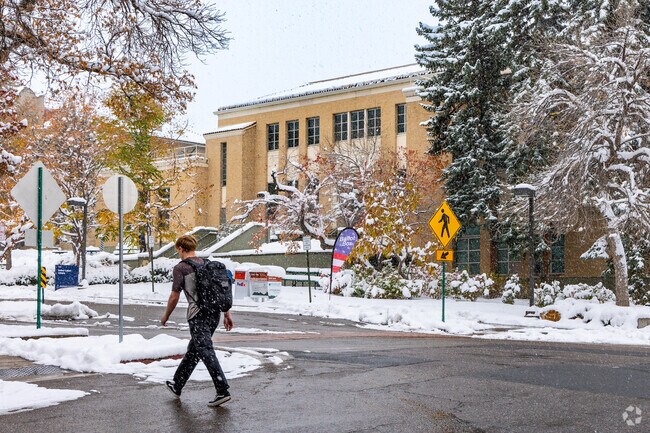 The Colorado School of Mines near Beverly Heights teaches math, engineering & science.