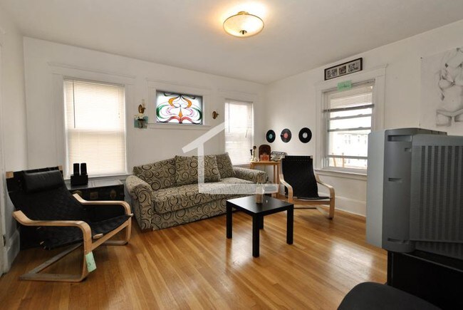 69 Hobart St unit 1, Brighton, MA 02135 - photo 6