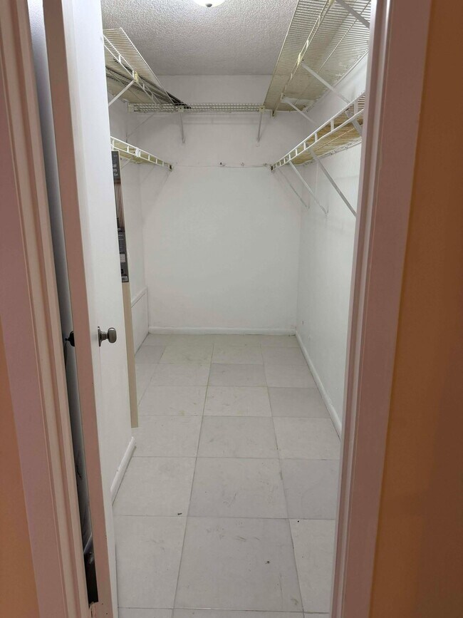 501 W 1st St, Riviera Beach, FL 33404 - photo 6