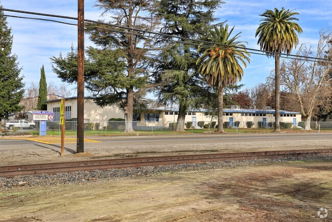 Van Allen Elementary School in Escalon sits on highway 108.