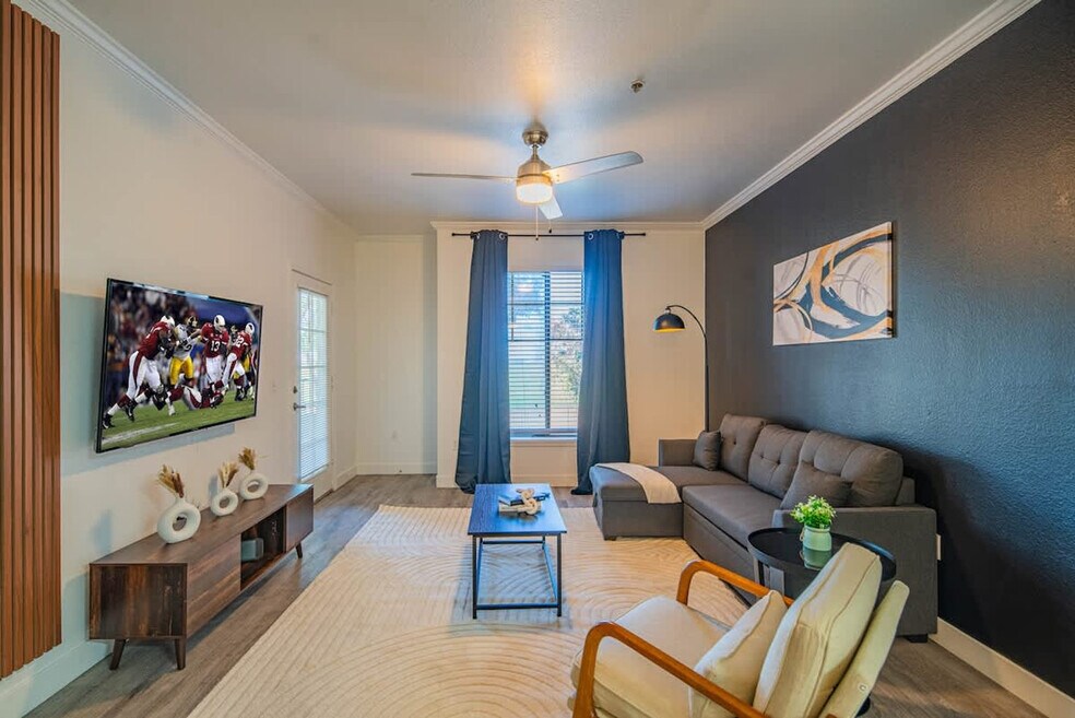 7455n N 95th Ave unit ID1263150P, Glendale, AZ 85305 - photo 1