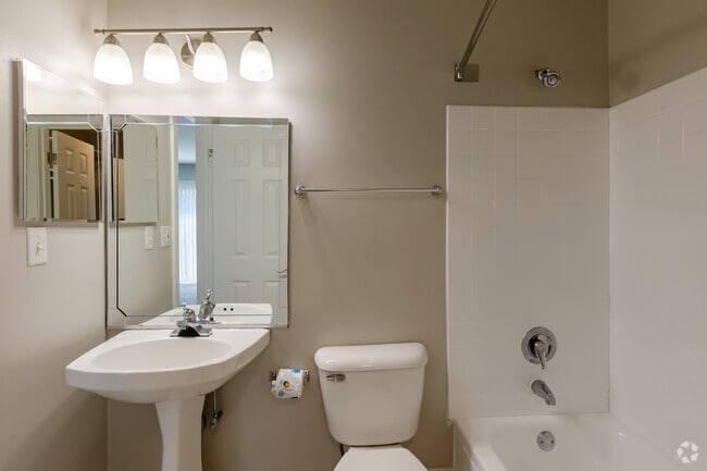 Fieldpointe of Schaumburg, Schaumburg, IL 60173 - photo 5