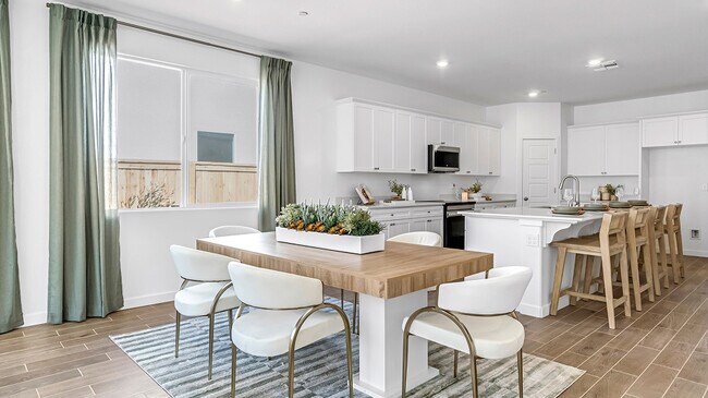 8715 Sagebrush Ave, Shafter, CA 93263 - photo 6