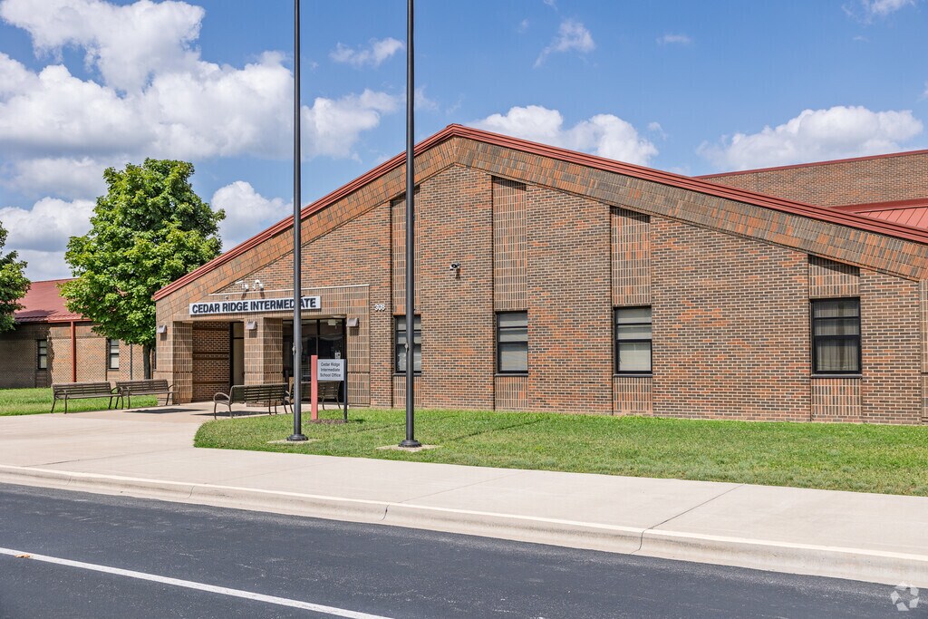 Students at Cedar Ridge Intermediate School go on to attend Branson Junior High School.