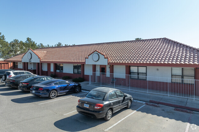 Mesivta of Las Vegas has 25 students in grades 9-12.