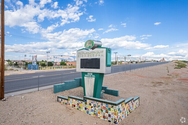 Albuquerque High School fosters academic excellence and community.