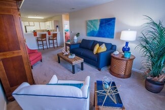 500 Talon Dr, Jacksonville, NC 28546