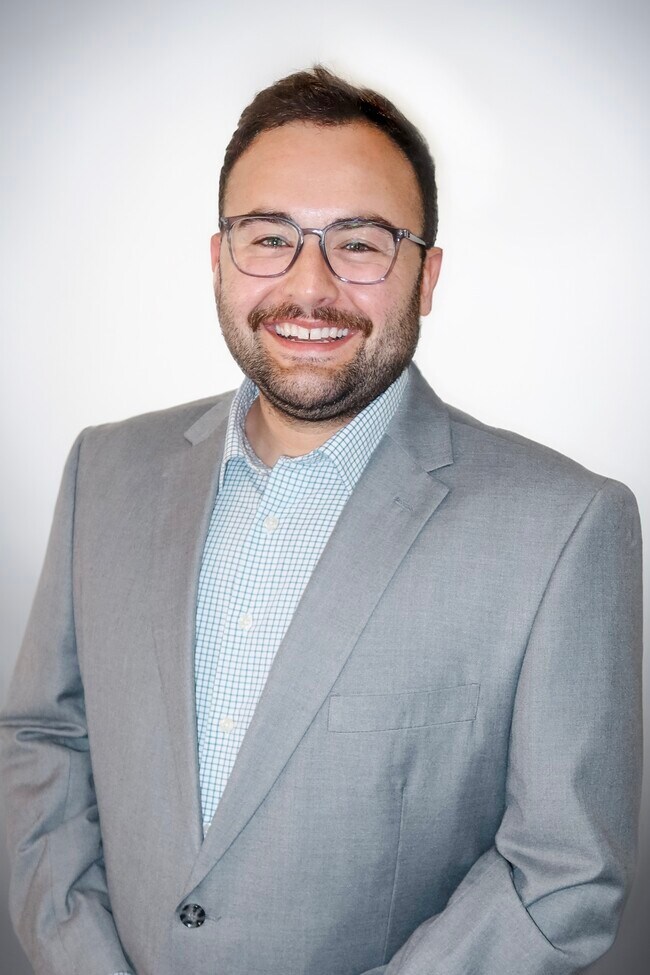 Agent Photo