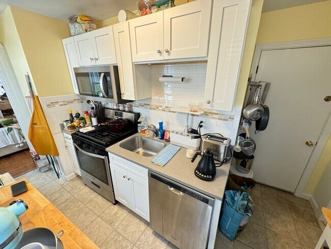 205 Highland Ave unit 1, Somerville, MA 02143 - photo 7