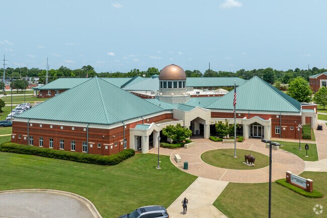 Southern Union State Community College provides trade school and university level education to students in Stephens Woods.
