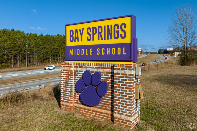 Bay Springs Middle School teaches grades 6th through 8th.