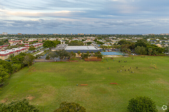 Somerset Academy Pompano Middle (6-8)