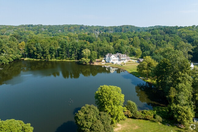 Although Chadds Ford is not on the shore, some residents still enjoy living along the water.