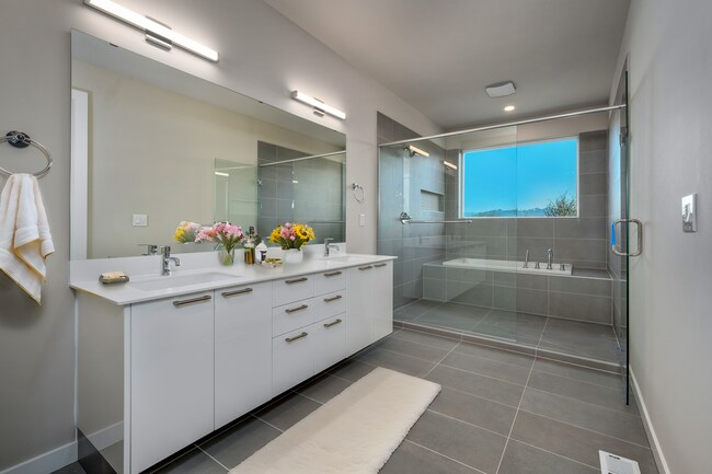 30 - Bathroom - Modern - 6.jpg