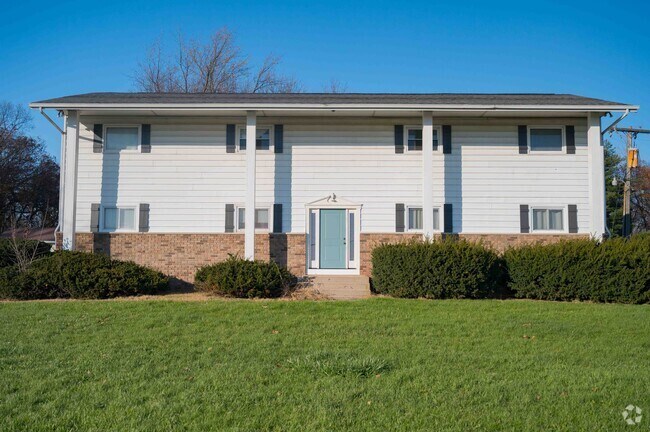 A classy and delightful home in the lovely and quiet Milroy area.