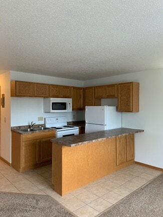 4531 Mormon Coulee Rd Unit 201, La Crosse, WI 54601