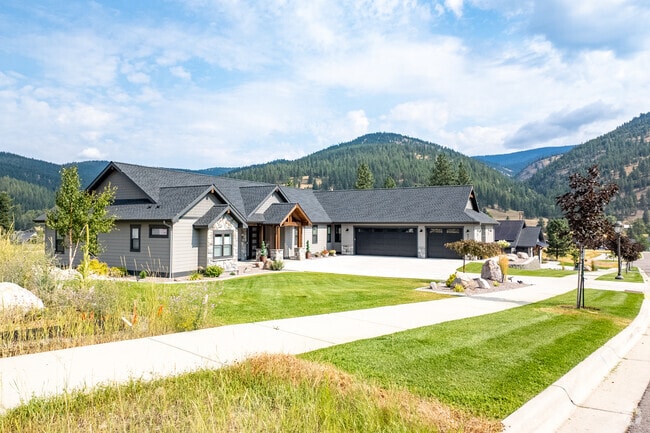 Marshall Canyon is full of well-maintained new traditional and contemporary Craftsman homes.