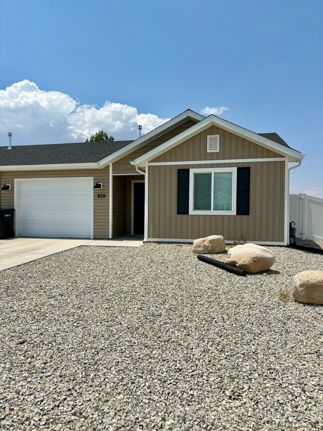939 Ironwood Dr, Cedar City, UT 84721