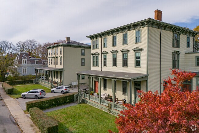A row of condos and homes along the Old Beach neighborhood streets is a classic mix of styles.