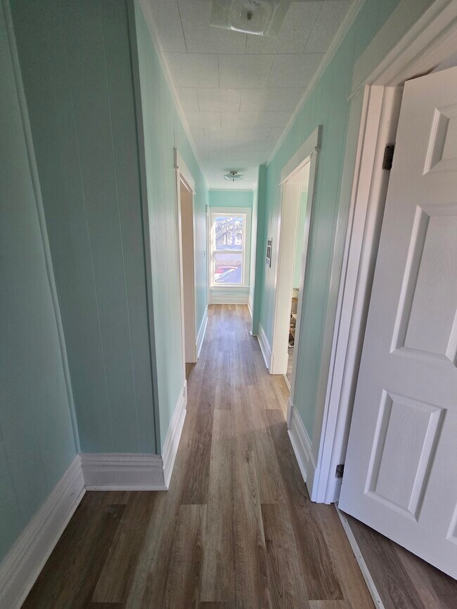 233 Delaware Ave unit 2, Muskegon, MI 49442 - photo 5