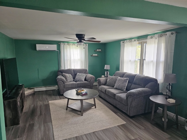 323 E 2nd Ave, South Williamsport, PA 17702 - photo 3