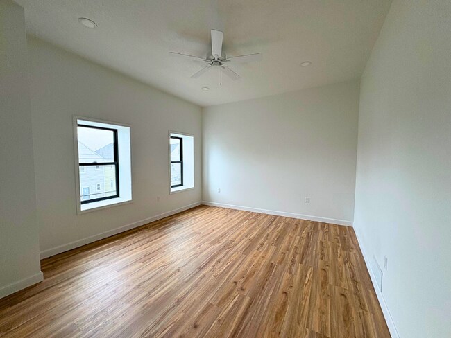 9438 Joseph Campau Ave unit 9438, HamtraMcK, MI 48212 - photo 5