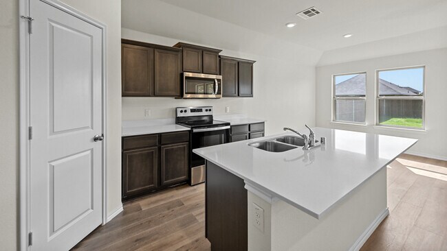 2914 Drury Ln unit 36201518, Ennis, TX 75119 - photo 6