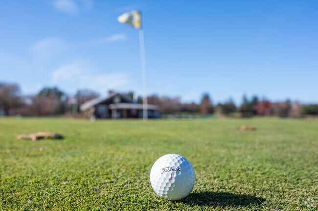 Golfers of Clifton Heights have 3 course they can choose from.