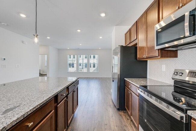 522 Provence Gate Ln, Lawrenceville, GA 30044 - photo 7