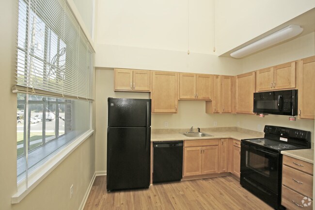 A.L. Miller Village, Macon, GA 31204 - photo 2