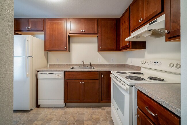 Beckwith Place Apartments, Grand Rapids, MI 49505 - photo 4