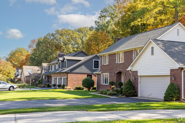 Well-built, beautiful homes line the streets of New Palestine.