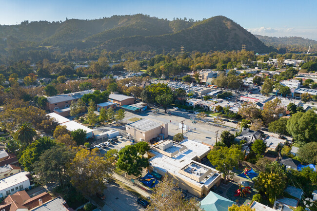 Glenfeliz Boulevard Elementary School - 2