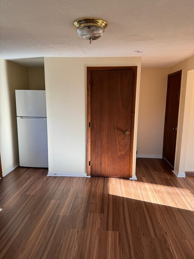 114 North St unit 114 North Street, Belchertown, MA 01007 - photo 6