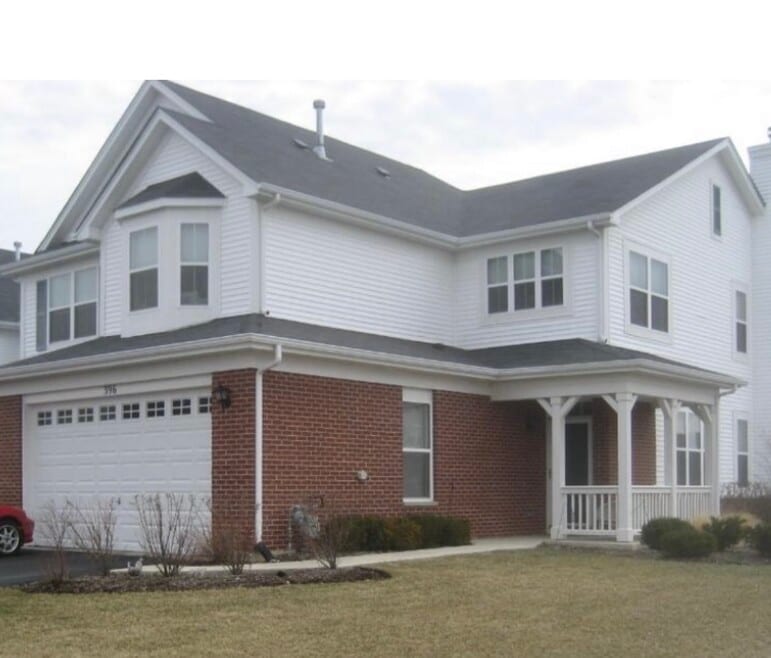 Churchill Club upgraded 3BR + Den, Fireplace, Whirlpool Tub, plus use of Clubhouse & Pool