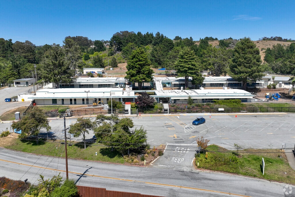 Rio Del Mar Elementary School Service students in the Watsonville area.