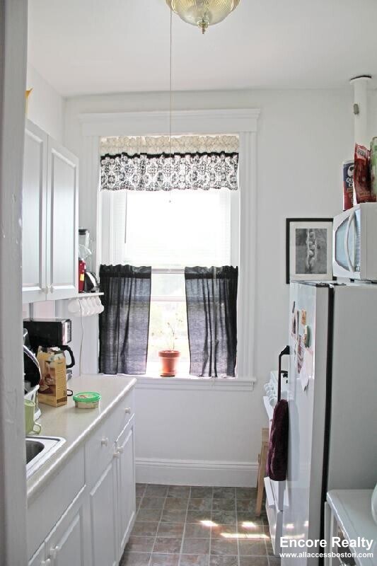 1450 Commonwealth Ave unit 41, Boston, MA 02134 - photo 4