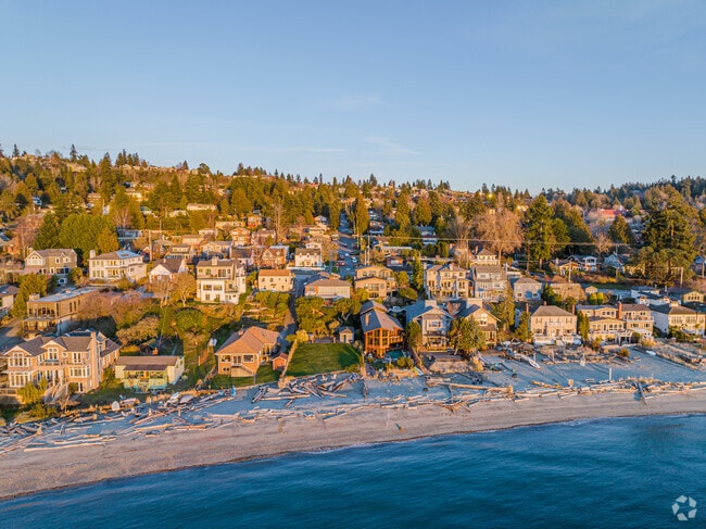 Find a beach home along the Puget Sound in Fauntleroy.