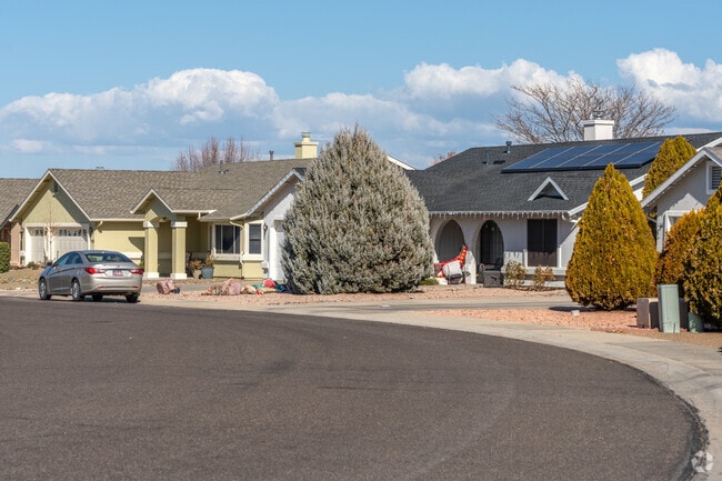 Enjoy the relaxed lifestyle of ranch-style homes amidst the desert beauty of Viewpoint.