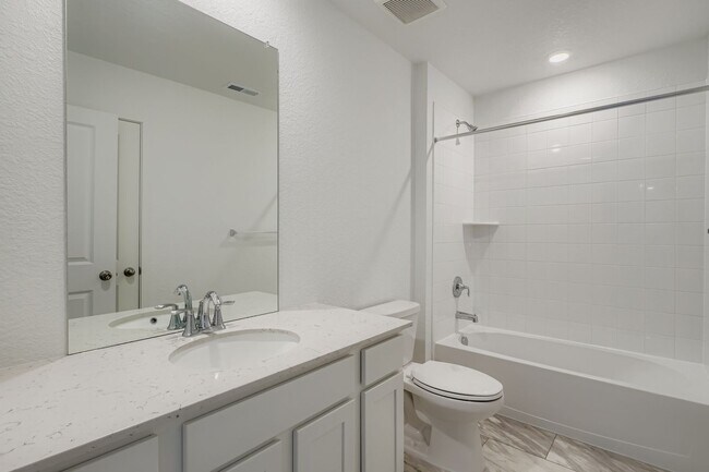 6810 Juniper Dr, Thornton, CO 80602 - photo 7