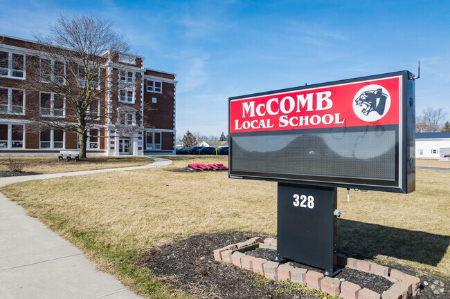 McComb Elementary School welcomes eager minds.